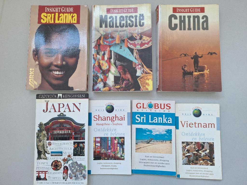 7 reisgidsen van Azie, Boeken, Reisgidsen, Zo goed als nieuw, Reisgids of -boek, Azië, Overige merken, Ophalen of Verzenden