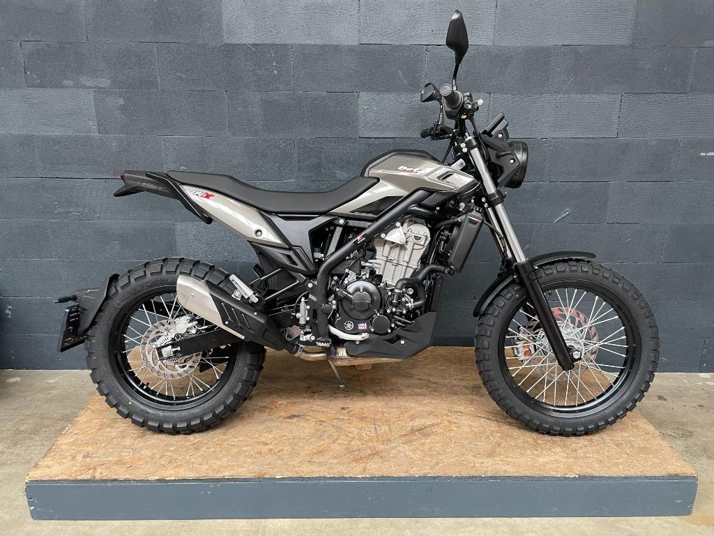 Beta ALP X Dark Grey 2025, Nieuw Enduro TET a2 35KW 350cc 4T, Bedrijf, Enduro, 350 cc, 1 cilinder