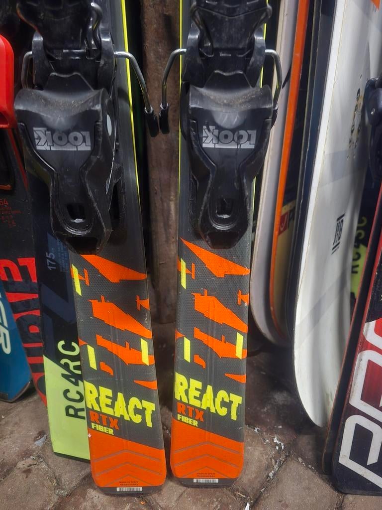 156cm ROSSIGNOL REACT RTX, 160 tot 180 cm, Rossignol, Ophalen of Verzenden, Zo goed als nieuw