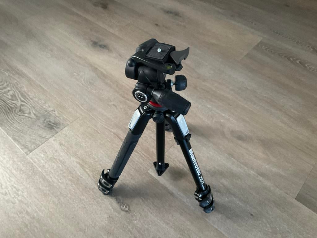 Manfrotto 190X Statief - Perfect voor fotografie!, Gebruikt, Minder dan 150 cm, Met balhoofd, Ophalen of Verzenden