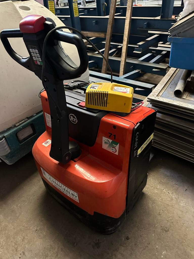 BT Elektrische Pallettruck - Bouwjaar 2009 - Goed Werkend, 1000 tot 2000 kg, Ophalen of Verzenden, Elektrisch, Palletwagen