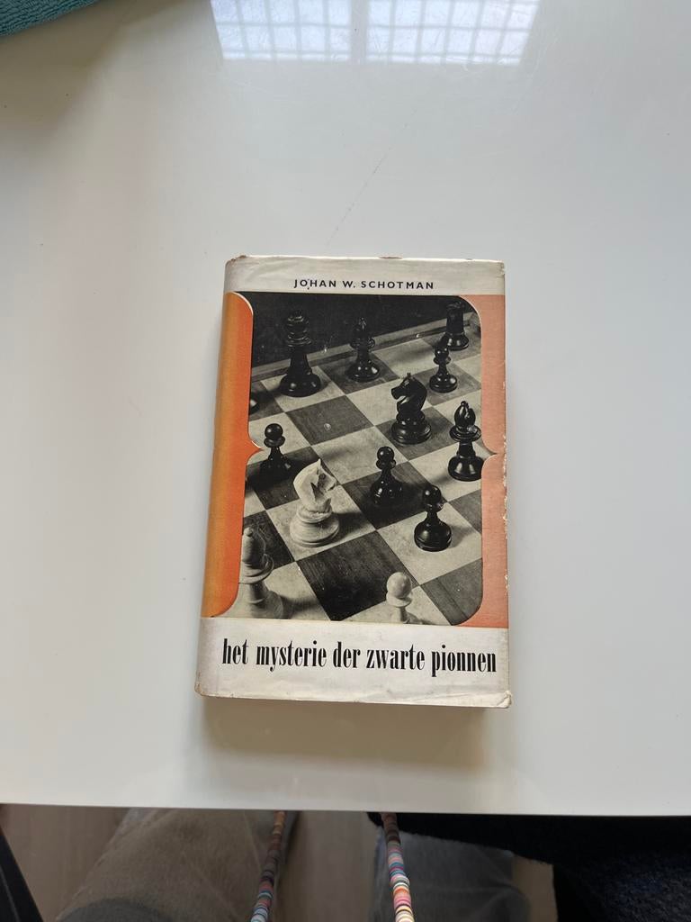 Het Mysterie der Zwarte Pionnen - Johan W. Schotman, Ophalen of Verzenden, Gelezen