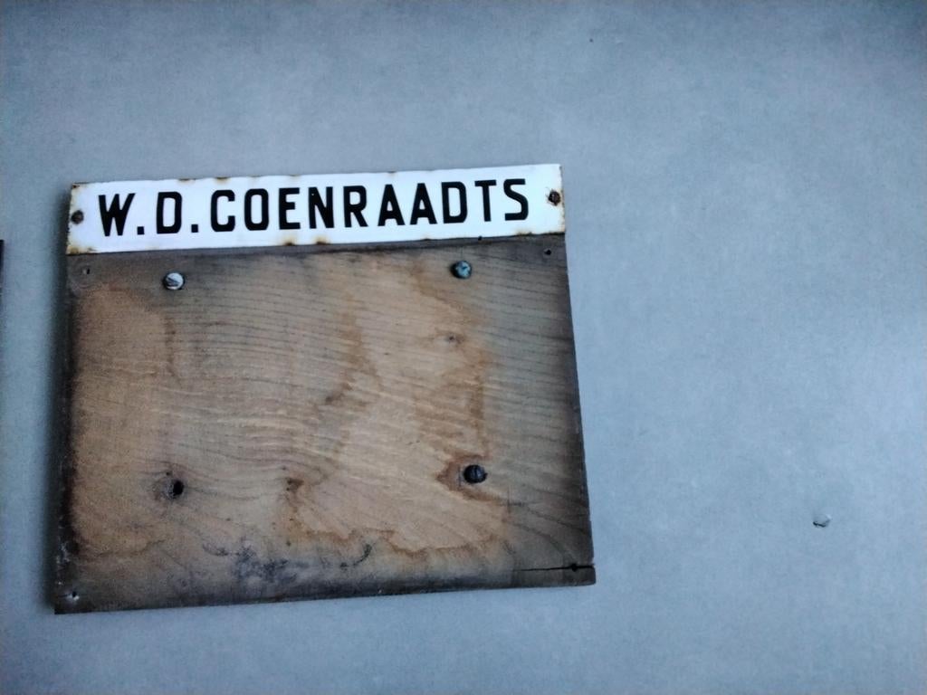 Emaille naamplaatje Coenraadts, Ophalen of Verzenden, Gebruikt, Reclamebord