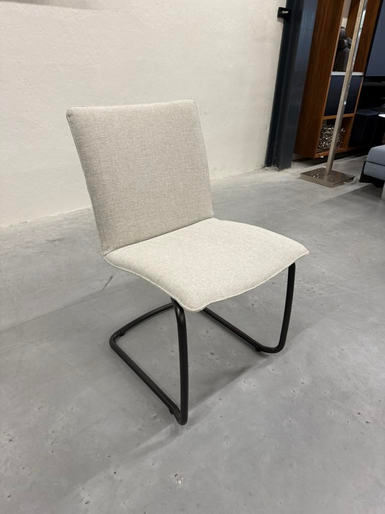 Nieuw Leolux Freyr eetkamerstoel Evla stof Design stoel, Huis en Inrichting, Stoelen, Leolux, Overige kleuren, Nieuw, Ophalen of Verzenden