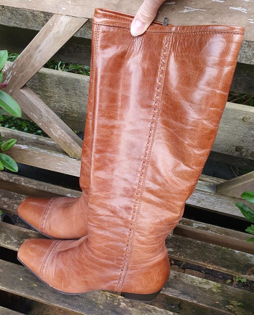 Cognackleurige Hoge Laarzen, Verzenden, Gedragen, Bruin, Hoge laarzen