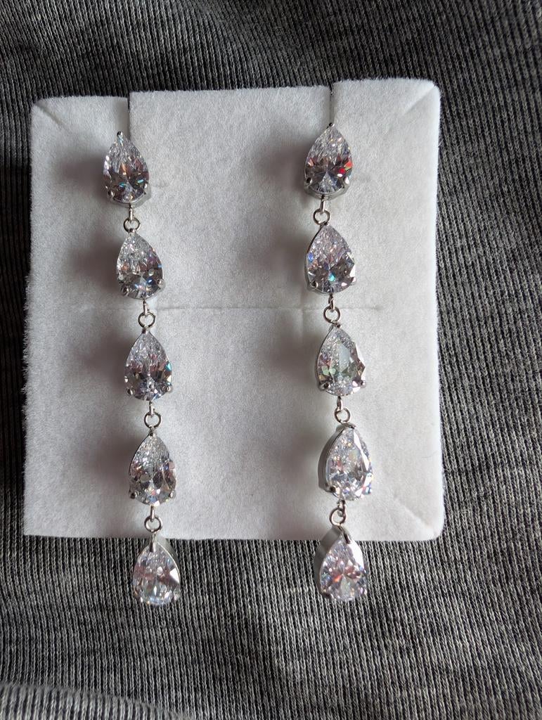 (Bruids) oorbellen DRKS nieuw, Hangers, Nieuw, Ophalen of Verzenden, Zilver