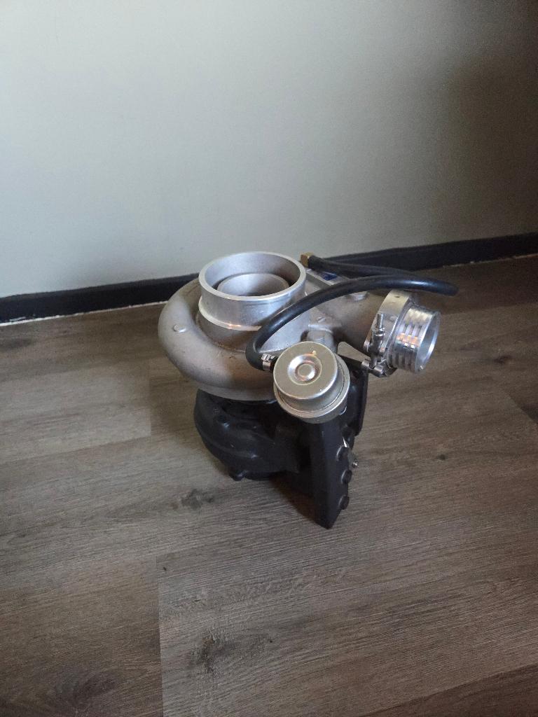 zo goed als nieuwe DieselpumpUK HX35w, Auto-onderdelen, Motor en Toebehoren, Nieuw, Ophalen