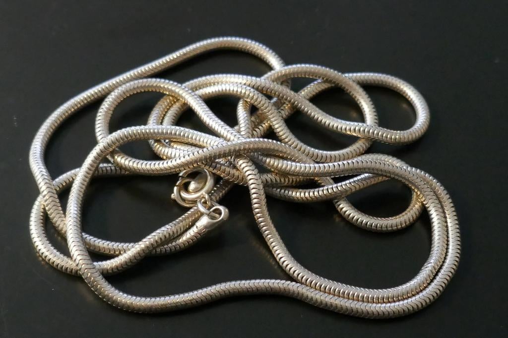 Lange Slangen Ketting, Verzenden, Zo goed als nieuw, Zilver, Overige materialen