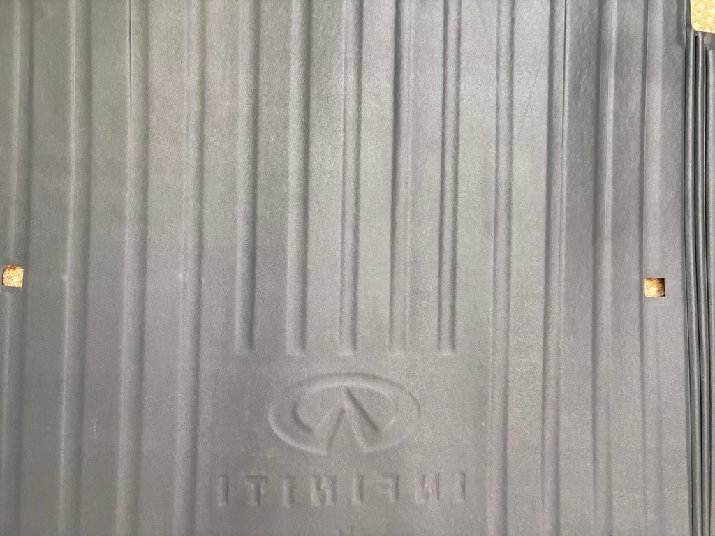 Matten set vloer en kofferbak FX35 FX37 FX30, Ophalen of Verzenden, Zo goed als nieuw