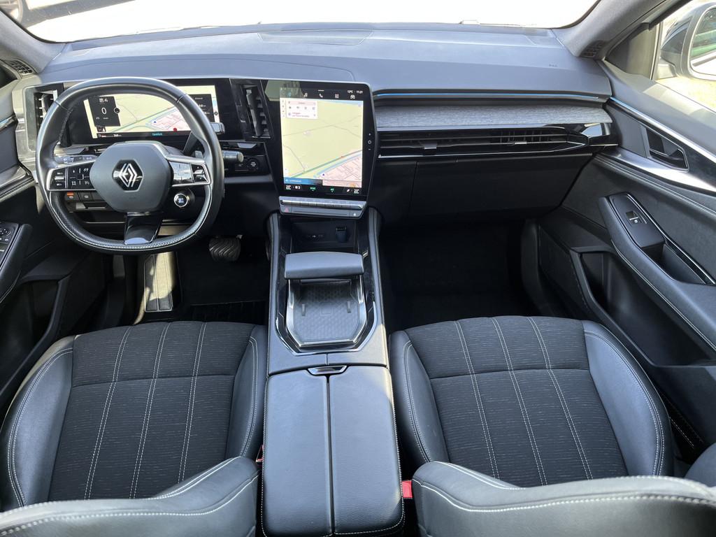 Renault Austral 1.3 mild hybrid 160PK Techno / Camera / Appl, 12 maanden, 4 cilinders, Leder en Stof, Wit