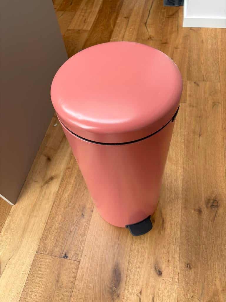 Brabantia NewIcon Prullenbak 30l — Warm Copper, Overige materialen, Gebruikt, Met pedaal, 50 tot 75 cm