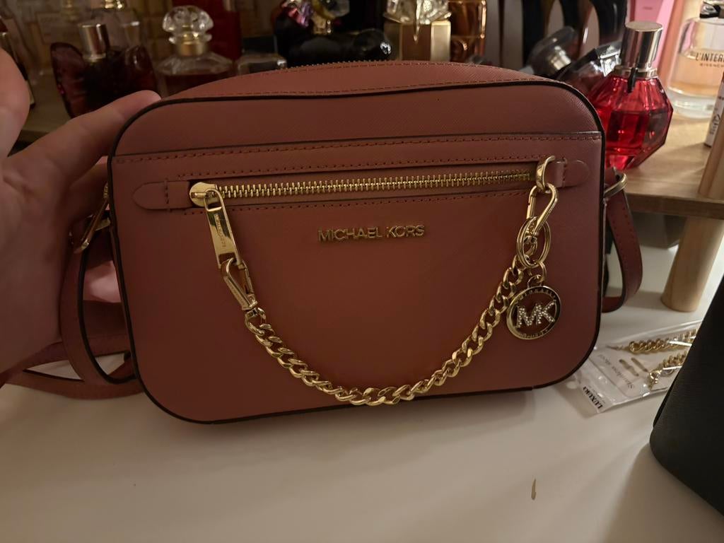 Michael kors tas orgineel met kaartjes nog erbij, Ophalen of Verzenden, Zo goed als nieuw, Zwart, Handtas