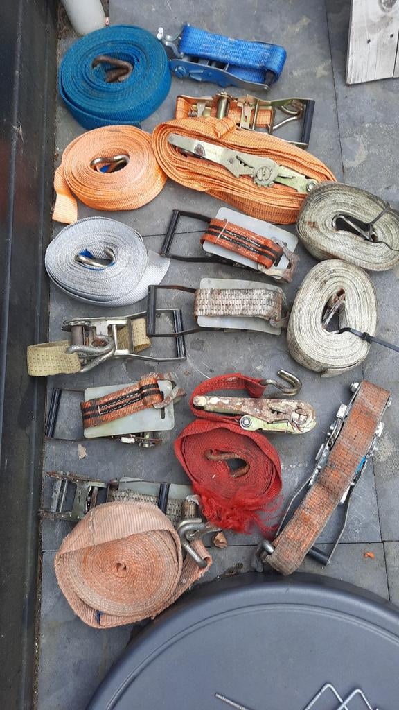 Stevige grote spanbanden met ratels te koop, Ophalen