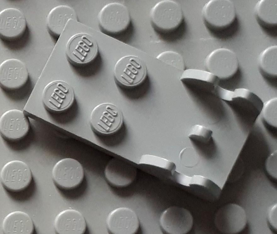 3597 (2) 1x Light Gray Hinge Plate 2 x 4 - Female (Digger B, Ophalen of Verzenden, Gebruikt