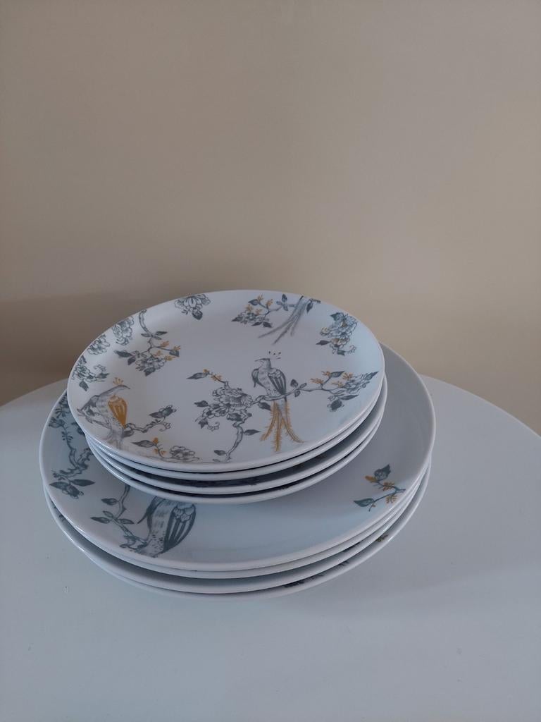 Vivo limited edition diner en ontbijtborden porselein, Ophalen of Verzenden, Nieuw, Porselein, Bord of Schaal