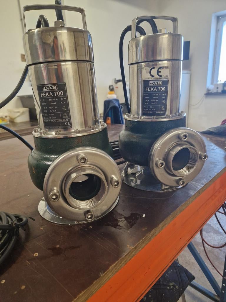 DAB FEKA 700 dompelpompen, Tuin en Terras, Waterpompen, Ophalen of Verzenden, Beregeningspomp