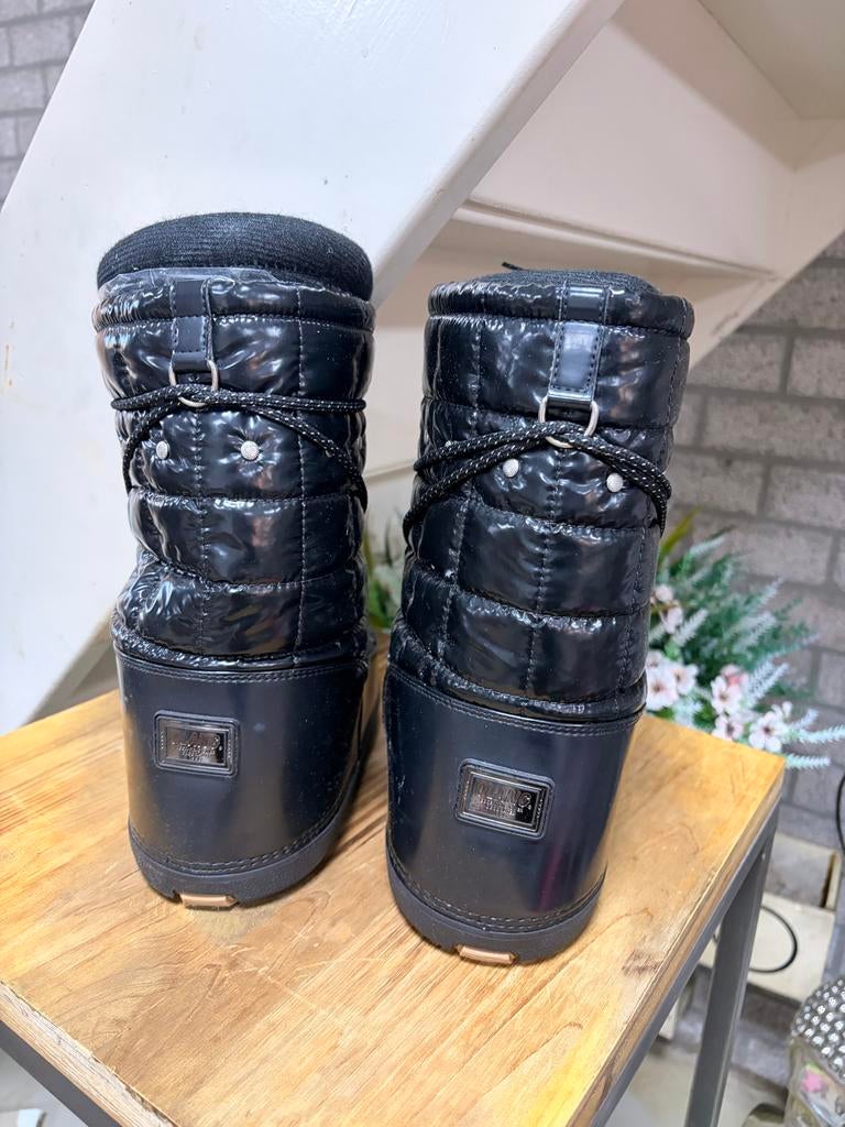 Zwarte Snowboots Maat 35-37 - Zo goed als nieuw, Ophalen of Verzenden, Zo goed als nieuw, Snowboots