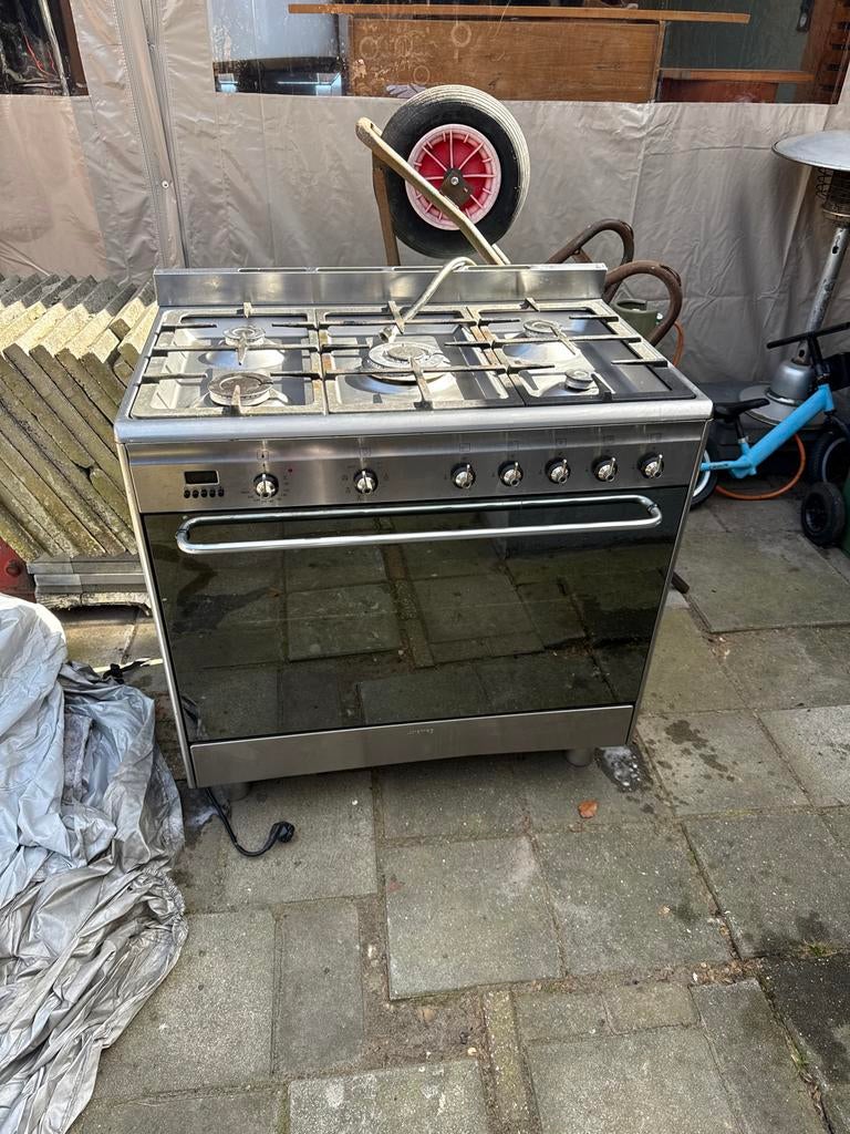 Smeg gasfornuis, Witgoed en Apparatuur, Fornuizen, Ophalen, Gebruikt, 60 cm of meer, Gas