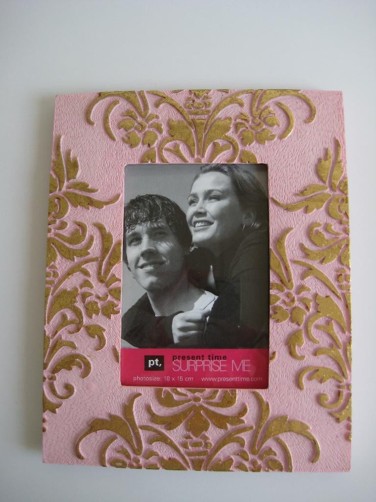 Present Time fotolijst 10x15 cm roze met goud barok NIEUW!, Huis en Inrichting, Woonaccessoires | Lijsten, Nieuw, Minder dan 50 cm