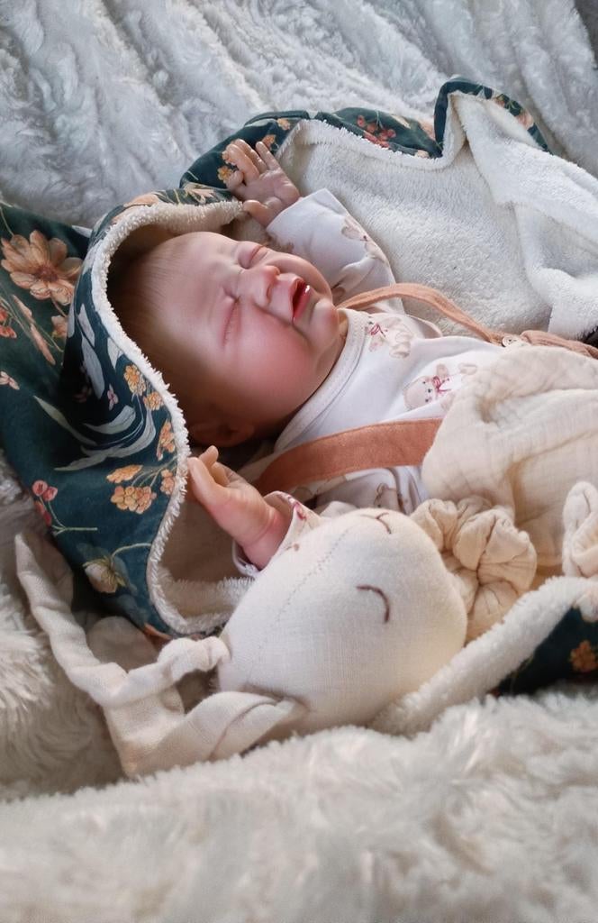 Reborn Baby Pip Huilend! Verzwaard & Magneet speen, Verzamelen, Poppen, Ophalen of Verzenden, Nieuw, Babypop, Levensecht of Reborn