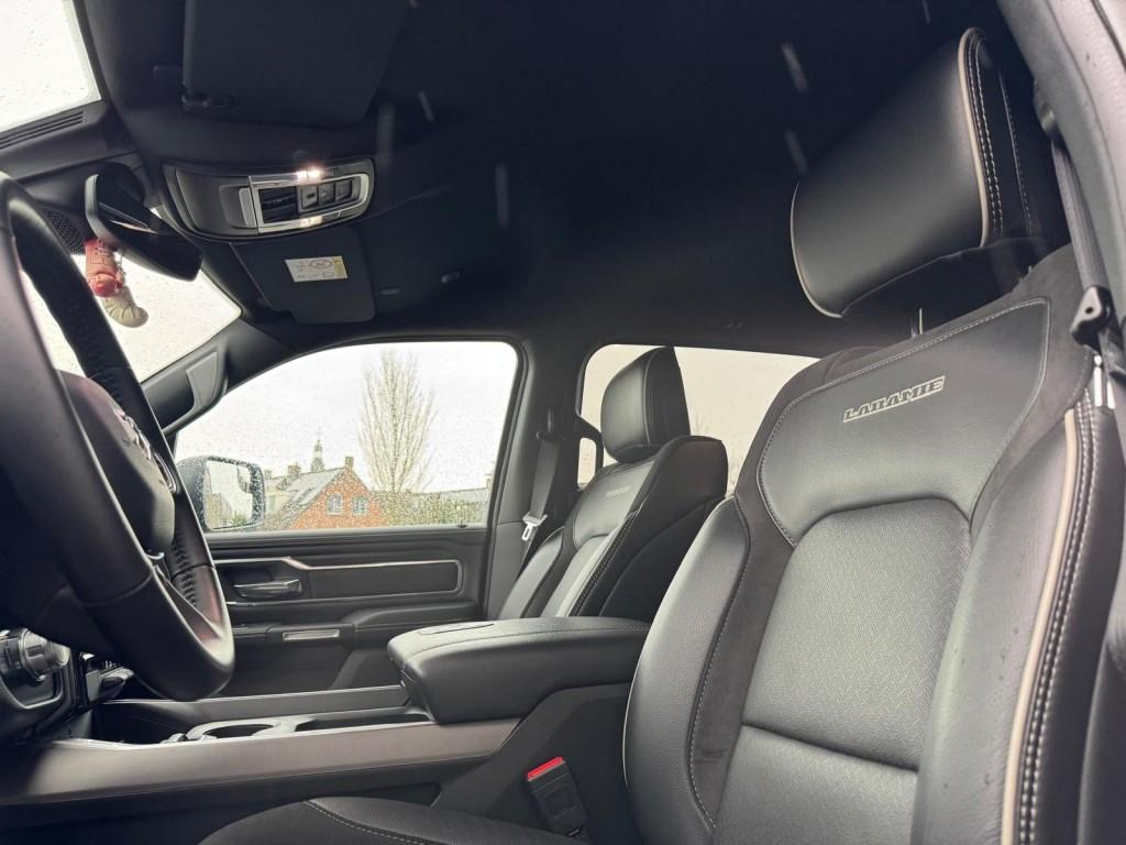 Dodge RAM RAM 1500 LARAMIE Sport Prins LPG Groot navi Carpla, Automaat, 5654 cc, Zwart, Origineel Nederlands