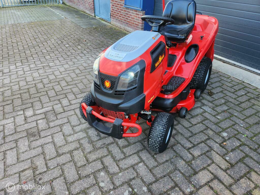 Zitmaaier  wolf-garten 2 cilinder  hydostaat, Zo goed als nieuw