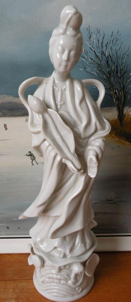 Beeld, chinees.  Hoogte 31 cm., Ophalen of Verzenden