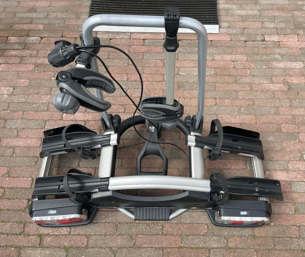 Thule Fietsendrager EuroWay G2 - Geschikt voor E-bikes, Ophalen of Verzenden, Zo goed als nieuw, 2 fietsen, Trekhaakdrager