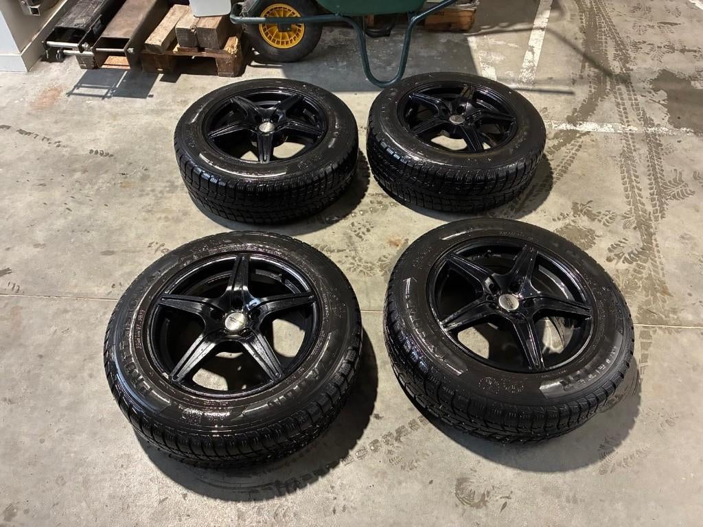 Velgen mazda CX5 met winterbanden 17 inch, Ophalen, Gebruikt, Velg(en), 17 inch