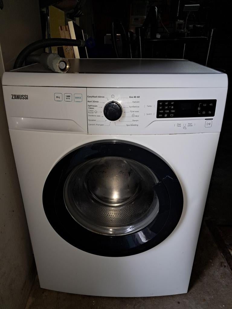 Zanussi Voorlader Wasmachine 8kg 1400 toeren, Ophalen, 1200 tot 1600 toeren, Gebruikt, 8 tot 10 kg