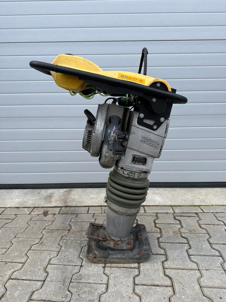 Wacker Neuson BS60-2 Stamper, Ophalen