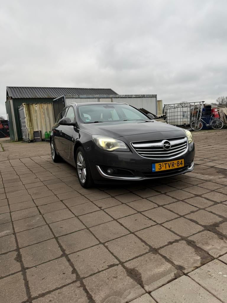 Opel Insignia 1.4 Turbo 103KW Sports Tourer 2014 Grijs, Auto's, Opel, Stof, Euro 6, 4 cilinders, Origineel Nederlands