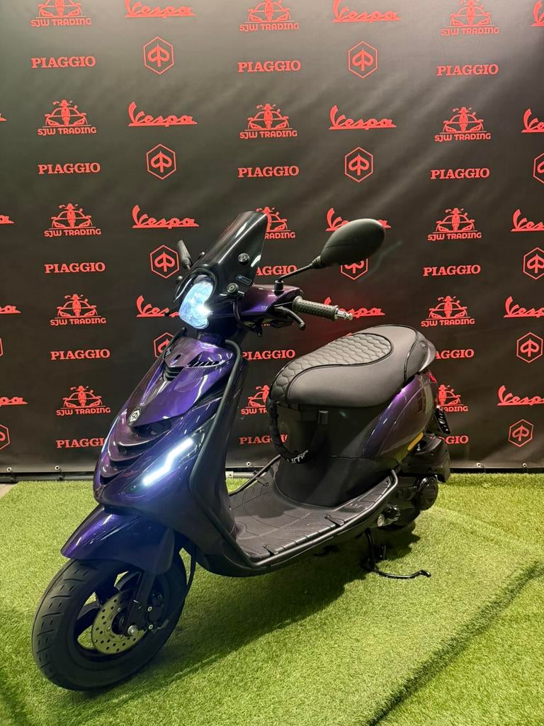 Piaggio Zip 2023 Brom SP Mystic Purple / RS Zadel / Garantie, Zip, Ophalen of Verzenden, Benzine