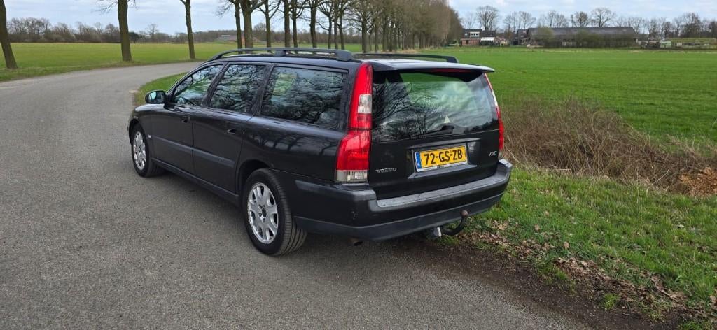 Volvo V70 2.4 T 200PK 2001 Grijs, Voorwielaandrijving, 1800 kg, Zwart, 1543 kg