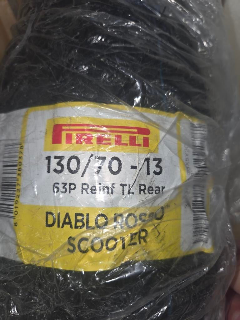 nieuwe Pirelli Diablo rosso 130-70-13, Ophalen of Verzenden