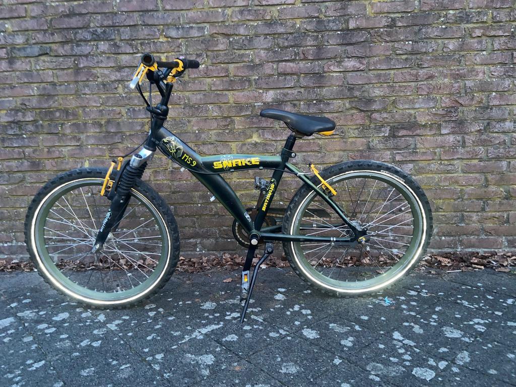 Batavus Snake 16 inch, Fietsen en Brommers, Fietsen | Jongens, Ophalen, Gebruikt, 16 inch, Handrem