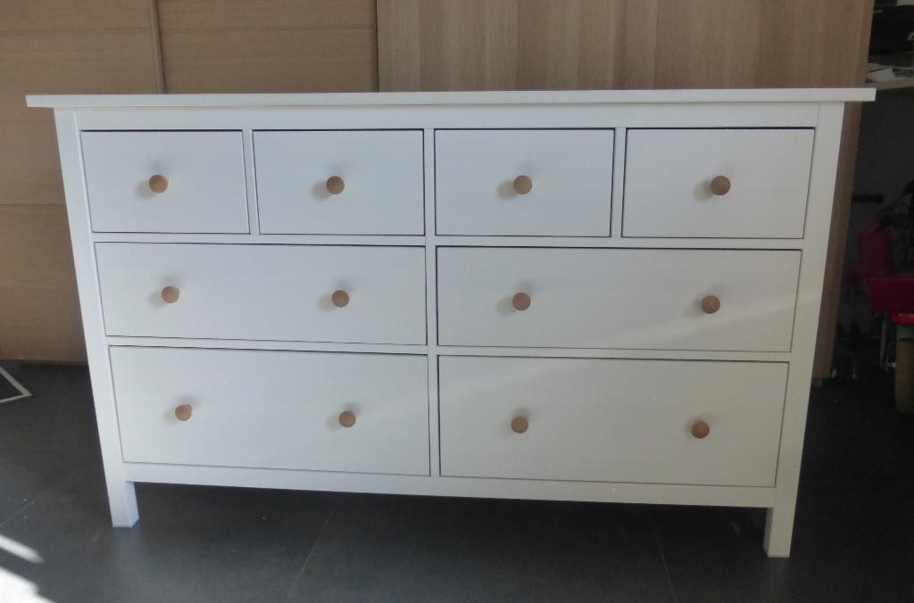 IKEA Hemnes ladekast | 8 lades | wit | houten knoppen, Kinderen en Baby's, Kinderkamer | Commodes en Kasten, Ophalen, Gebruikt