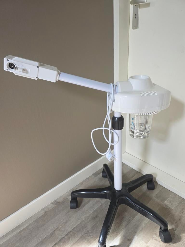 Vapozone z.g.a.n, Ophalen, Zo goed als nieuw, Gehele gezicht