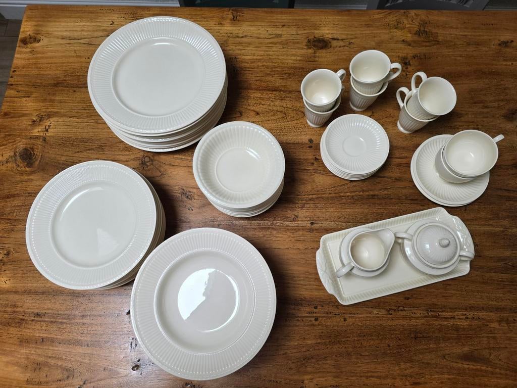 Prachtig voor de paastafel: Edme Plain servies, compleet, Ophalen, Zo goed als nieuw, Aardewerk, Wedgwood