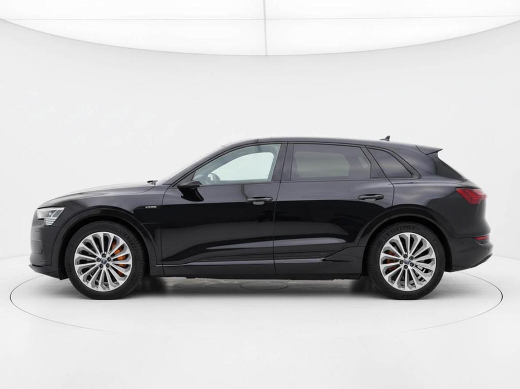 Audi E-tron 55 Quattro Advanced 95 kWh S-Line | Panoramadak, Auto's, 131 €/maand, 95 kWh, 360 pk, Zwart