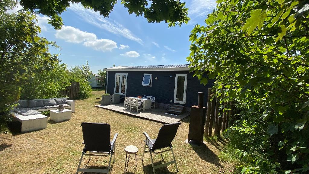 Heerlijk chalet op Texel; rust, natuur en strand dichtbij!, In bos, Internet, 2 slaapkamers, Noord-Holland