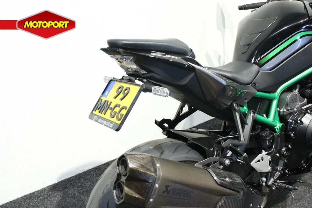 Kawasaki Z H2, Bedrijf, Naked bike