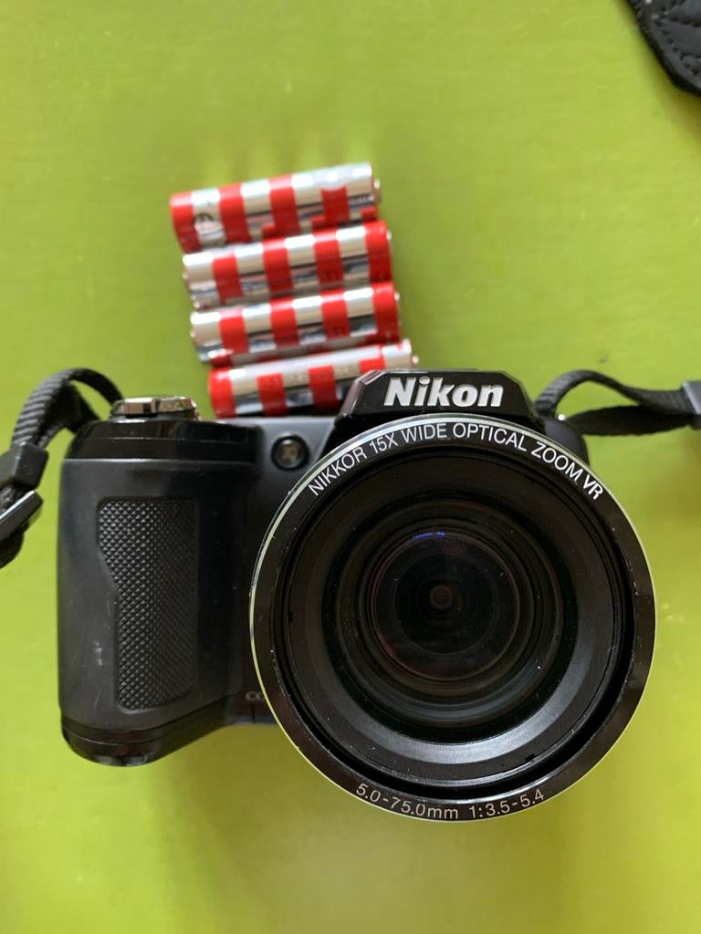 Nikon Coolpix L110 camera met 15x optische zoom en batterije, Gebruikt, Compact, Ophalen of Verzenden, Nikon