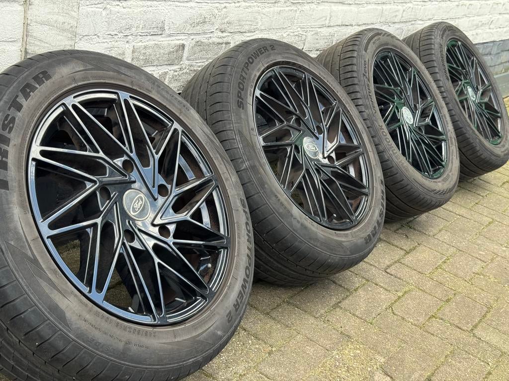 Ford Transit Custom 18 inch zwart velgen zomerbanden, Auto-onderdelen, Banden en Velgen, 18 inch, Velg(en), Ophalen of Verzenden