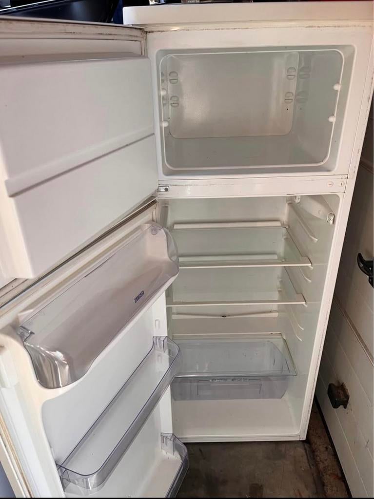 Zanussi Combi Koelkast Diepvries - Compact en Functioneel, Ophalen, 150 tot 200 liter, Gebruikt, Met aparte vriezer