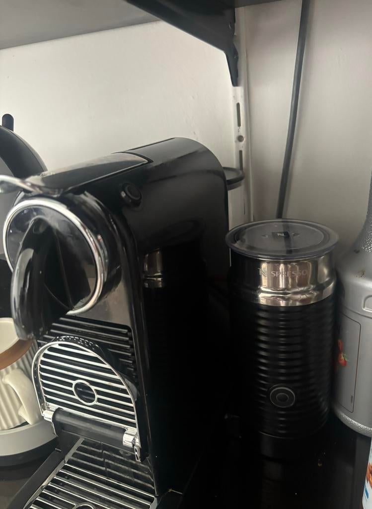 Nespresso De'Longhi CitiZ & Milk, Ophalen of Verzenden, Koffiemachine