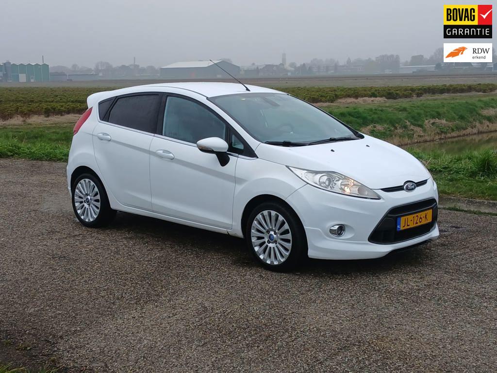 Ford Fiesta 1.4 Trend, Auto's, Voorwielaandrijving, Stof, Zwart, Bedrijf