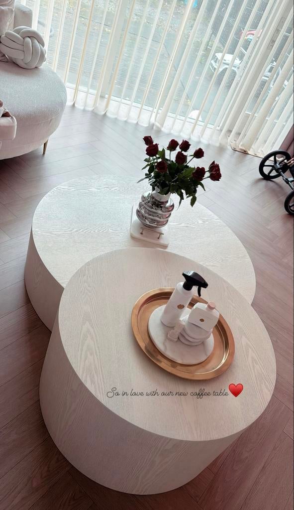 Set van twee ronde salontafels, wit hout, Huis en Inrichting, Gebruikt, 50 tot 100 cm, 100 tot 150 cm, Rond