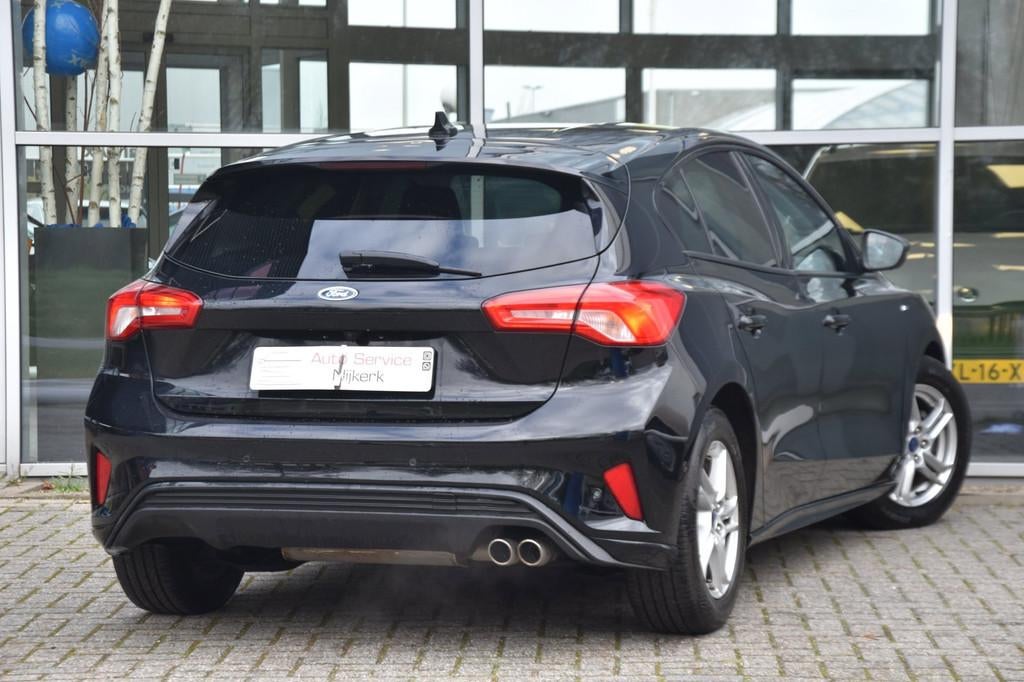 Ford Focus 1.5 EcoBlue ST Line Business Aut. Airco Led Nav., Stof, Gebruikt, 4 cilinders, Bedrijf