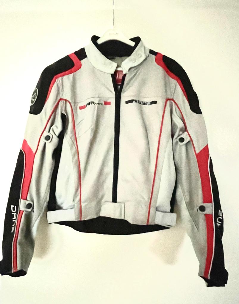 Motorjack Dane maat 40, Ophalen of Verzenden, Tweedehands, Dames, Jas | textiel